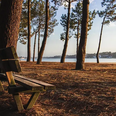 Hoteliere Les Acanthes מלון דירות סורטס הוסגור