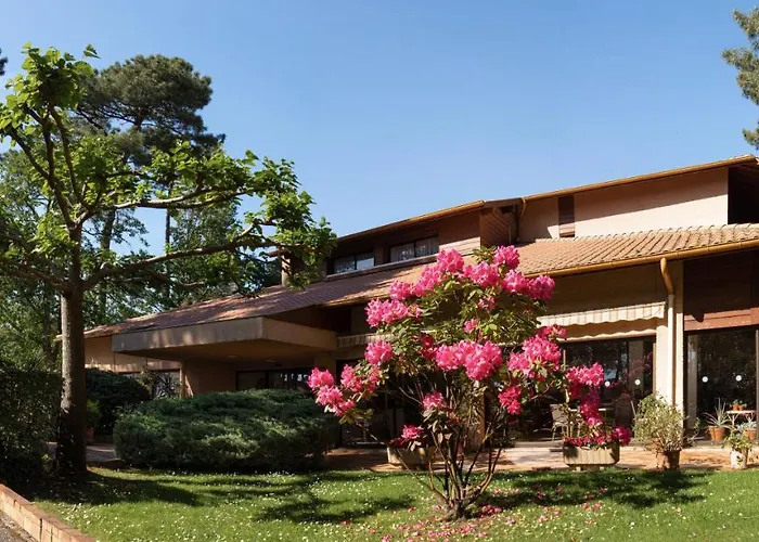 Hoteliere Les Acanthes 2* Soorts-Hossegor