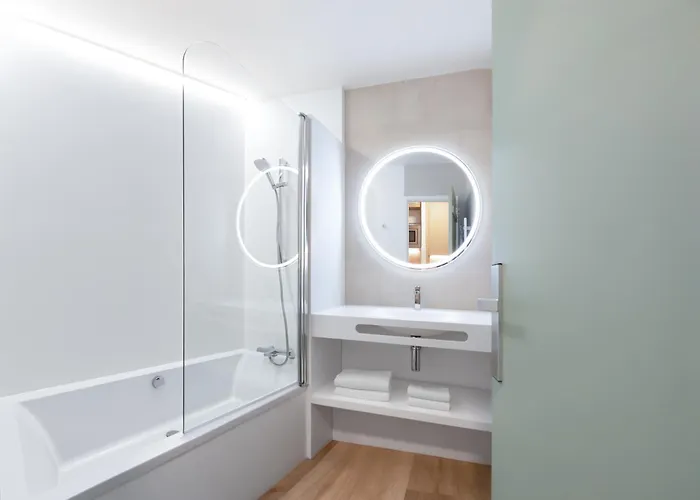 Hoteliere Les Acanthes Lejlighedshotel